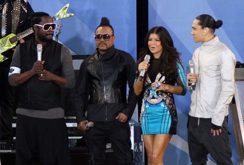 Quarteto revelou lançamento de novo álbum durante apresentação no Good Morning America