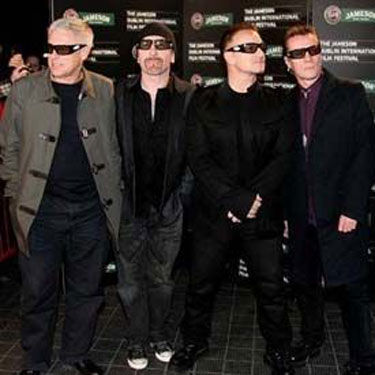 U2 durante a estreia do filme U2 3D, em 2008, na Irlanda