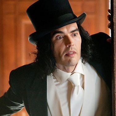 As primeiras imagens de Arthur - O Milionário Sedutor