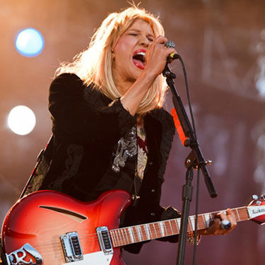 "Tem essa coisa do Rock in Rio, depende de sermos ou não convidados", diz Courtney Love sobre a possibilidade de fazer shows no país