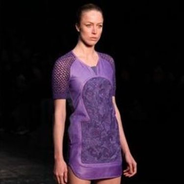 Raquel Zimmermann na edição de junho de 2010 da SPFW