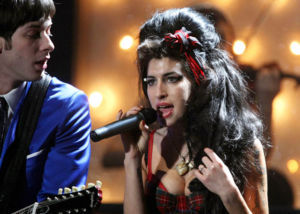 Amy Winehouse poderá fazer seis shows no Brasil