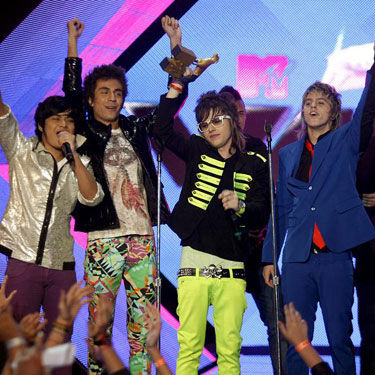 Restart conquista prêmio de artista do ano no VMB 2010