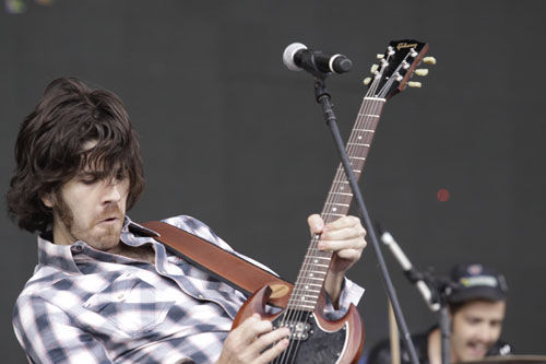 Black Drawing Chalks inicia SWU com boa dose de rock 'n' roll