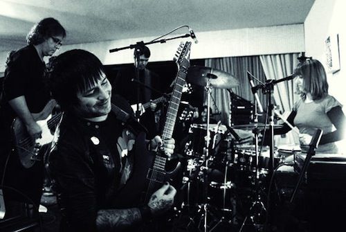 DE FALLA Registro da reunião, com o garoto-problema Edu K à frente