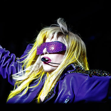 Lady Gaga supera Bieber no YouTube