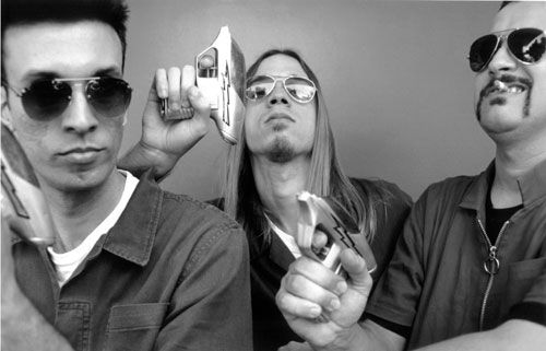 Retrofoguetes, de Salvador, se apresenta no Festival Produto Instrumental Bruto nesta semana