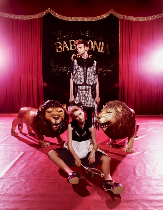 ROCK AND ROLL CIRCUS