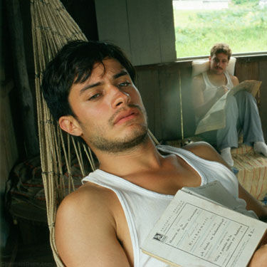 O mexicano Gael García Bernal viverá Roberto Durán em cinebio