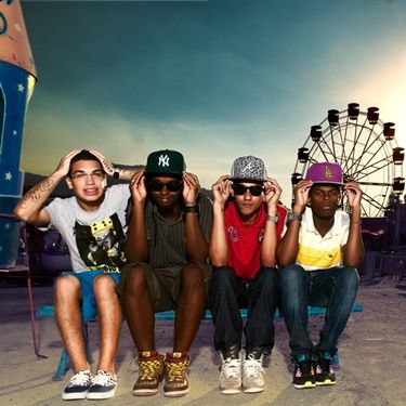 A Banda START: Stephan (primeiro à esquerda) e os companheiros de banda Farouk, Shock e DJ Alves