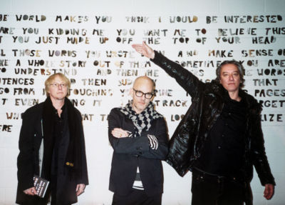 R.E.M. divulgou os nomes das faixas que estarão em seu novo disco