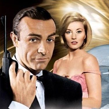 A pistola que empunhada por Connery foi vendida por £277.250 em leilão