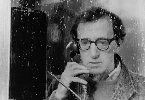 Woody Allen em cena de Hannah e Suas Irmãs: ator, diretor, roteirista e completa 75 anos