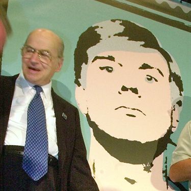 John Warhola, irmão mais velho de Andy Warhol, morreu aos 85 anos