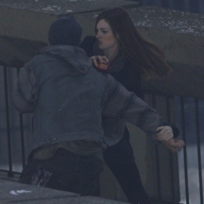 Anne Hathaway aparece em imagem inédita do novo Batman