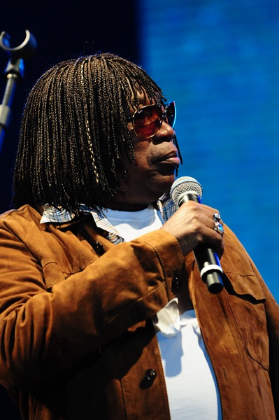 Milton Nascimento subiu ao palco com mais de uma hora de atraso no Rock in Rio