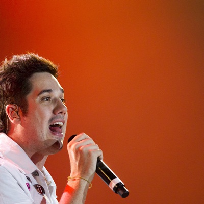 "O melhor show eu vi aqui é o de vocês", disse Rogério Flausino para o público