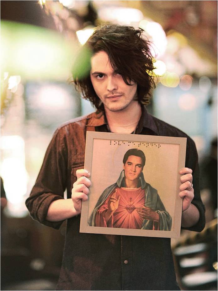 AGUDOS Filipe Catto enaltece Ney Matogrosso, mas rejeita comparações