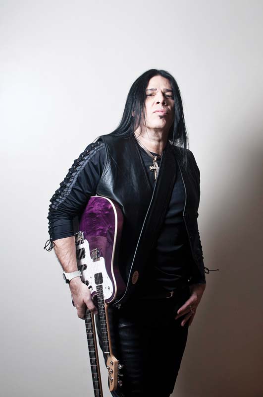 SOZINHO Pepeu diz que não quis se juntar ao Megadeth e ao Living Colour