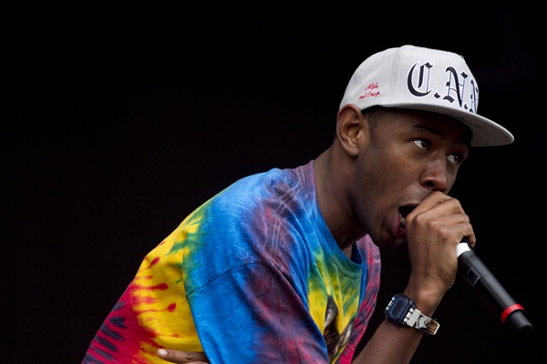 Em show para plateia inflamada, Tyler, the Creator cantou "Yonkers", de sua carreira solo