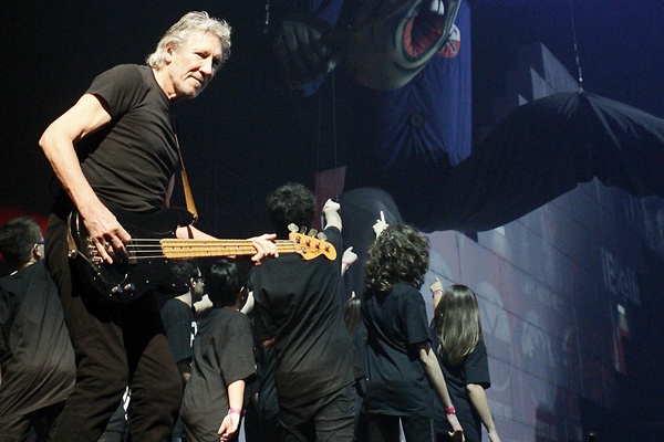 Roger Waters - 600x400