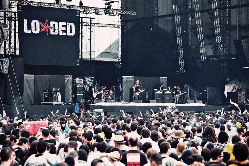 MOLHADOS A chuva foi constante no terceiro dia de SWU