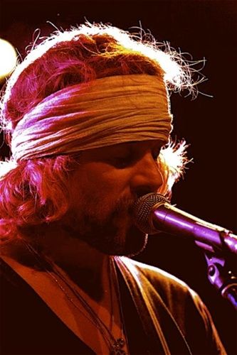 Festival Alma Surf contará com shows de Donavon Frankenreiter e do surfista Tom Curren