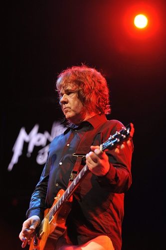 O guitarrista e cantor Gary Moore morreu aos 58 anos