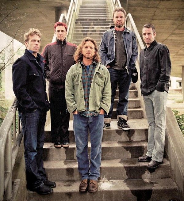 ATIVO O Pearl Jam comemora duas décadas