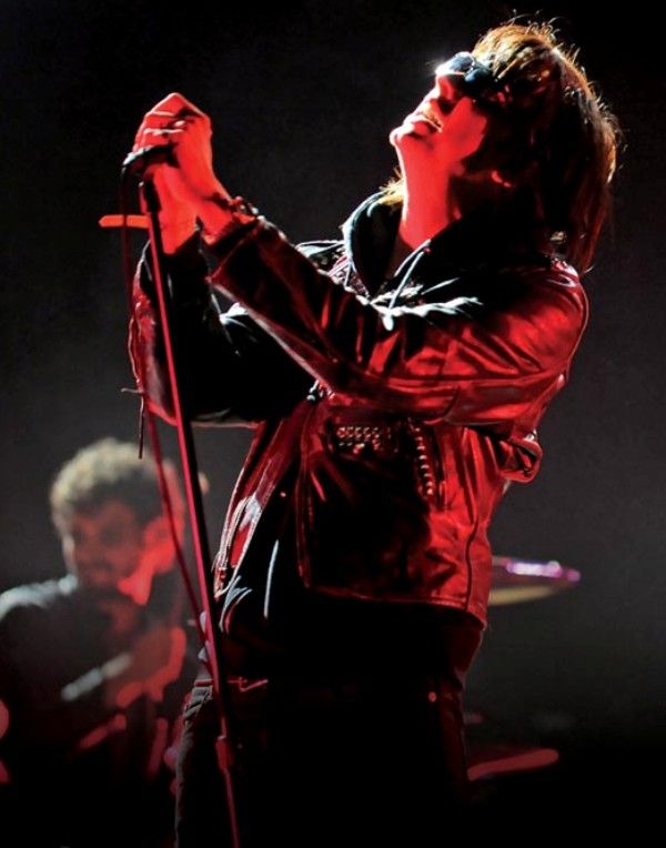 ÂNGULOS DIVERSOS O Strokes do vocalista Julian Casablancas agora terá músicas dos outros integrantes