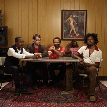 TV on the Radio lançará um disco de inéditas em 2011 intitulado Nine Types of Light