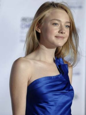Dakota Fanning foi escalada para viver a princesa Margaret em Girls' Night Out
