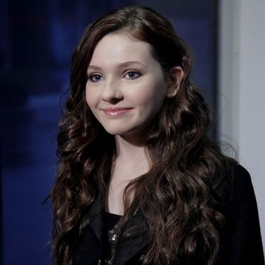 Abigail Breslin atuará ao lado de Julianne Moore em Innocence