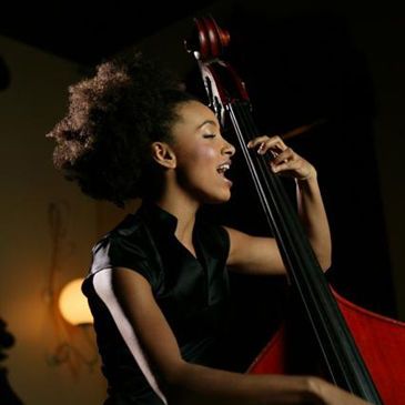 Esperanza Spalding, uma das atrações do palco Sunset: seu encontro será com Milton Nascimento