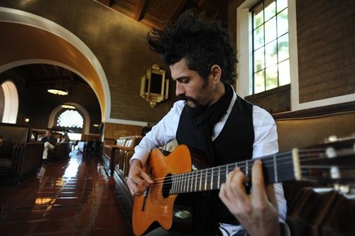 O músico também teve gravações suas na trilha de séries de TV e filmes