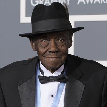 Pinetop Perkins, pianista de blues, morreu aos 97 anos