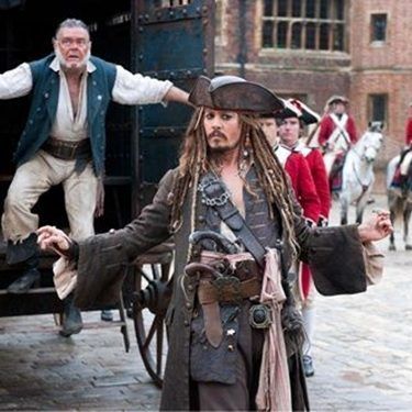 Johnny Depp diz que será Jack Sparrow enquanto o público quiser