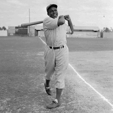 O jogador de baseball Jackie Robinson ganhará cinebiografia