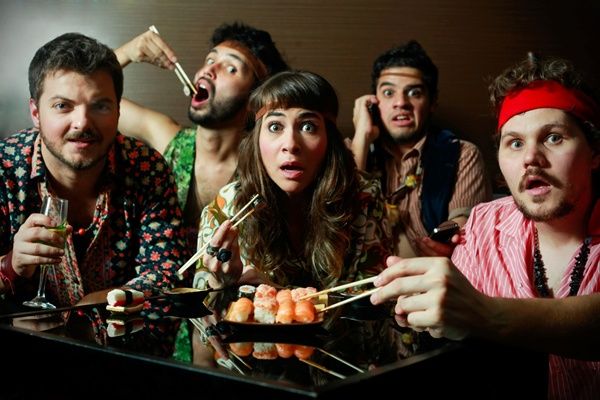 Donos do Hit "Oração" estreiam no RJ