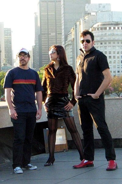 Autoramas pede a colaboração de fãs para gravar o disco Música Crocante