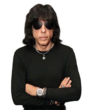 ANOS LENDÁRIOS Marky Ramone relembra os tempos de punk rock junto ao Ramones