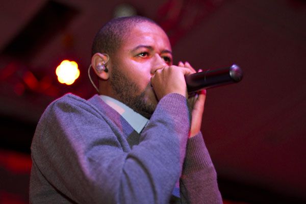 Emicida apresentou faixas de seu novo EP em show no Creators Project