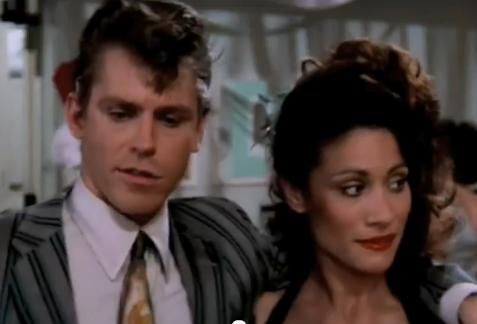 Annette como Cha Cha, em Grease: Nos Tempos da Brilhantina