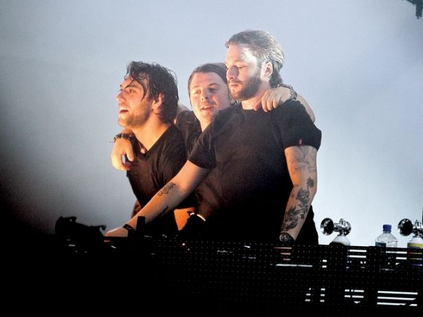 MÁFIA DE DJS Depois de Ibiza, o Swedish House Mafia conquista o mundo