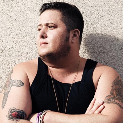EM ABERTO  Chaz Bono cresceu – e mudou – em público