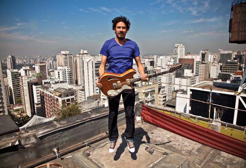 JUNTO E MISTURADO  Siba buscou uma pegada mais roqueira ao seu som regional