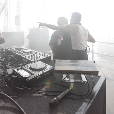 Perry-Etty vs Carl Cox