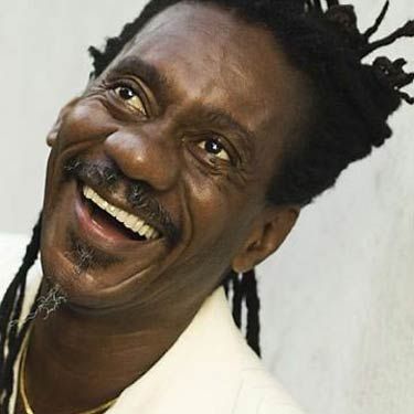 A poderosa voz e o suingue de Luiz Melodia estarão presentes em dois momentos da Virada: no sábado, às 19h, no Céu Inácio Monteiro, e no domingo, às 15h, no Céu Tiquatira.