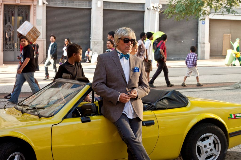 Homem do Carro Amarelo