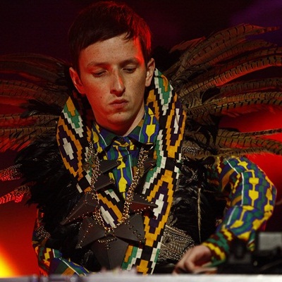 Totally Enormous Extinct Dinosaurs no Sónar